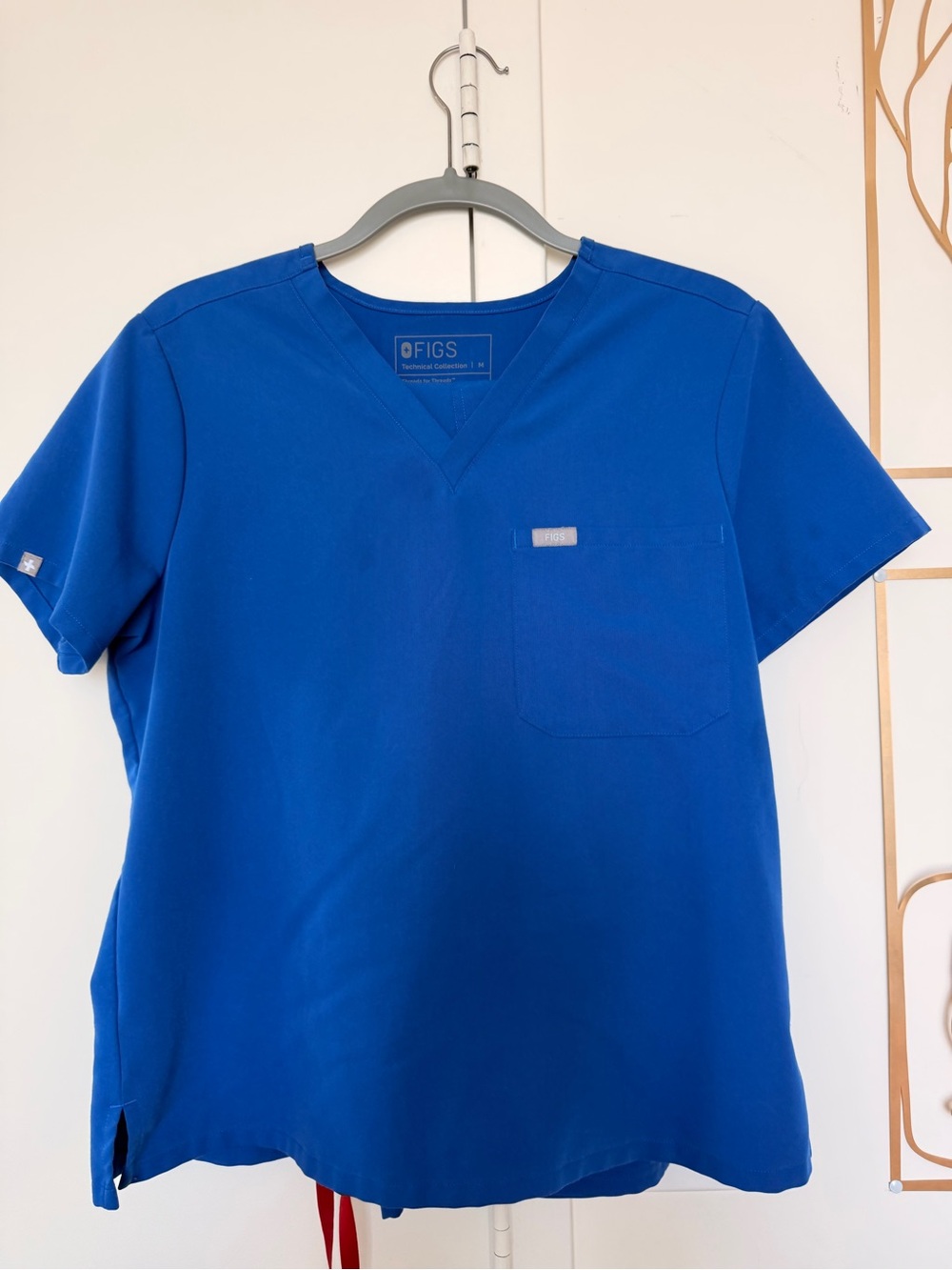 Figs Catarina Scrub Top with Bottoms in Royal Blue